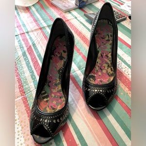 Sexy Peep Toe Patent Leather High Heels - Size 6.5